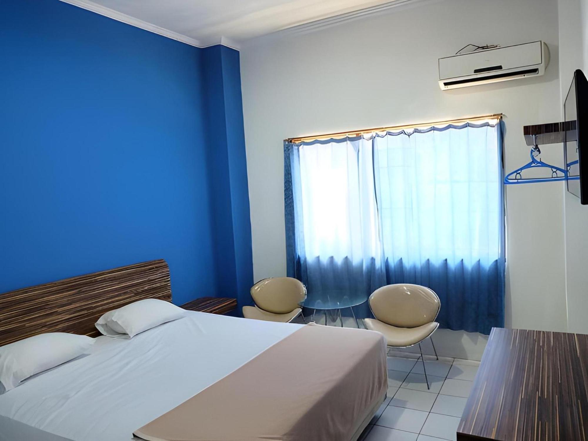 Super Oyo Townhouse Oak Hotel Fiducia Serpong Exterior photo
